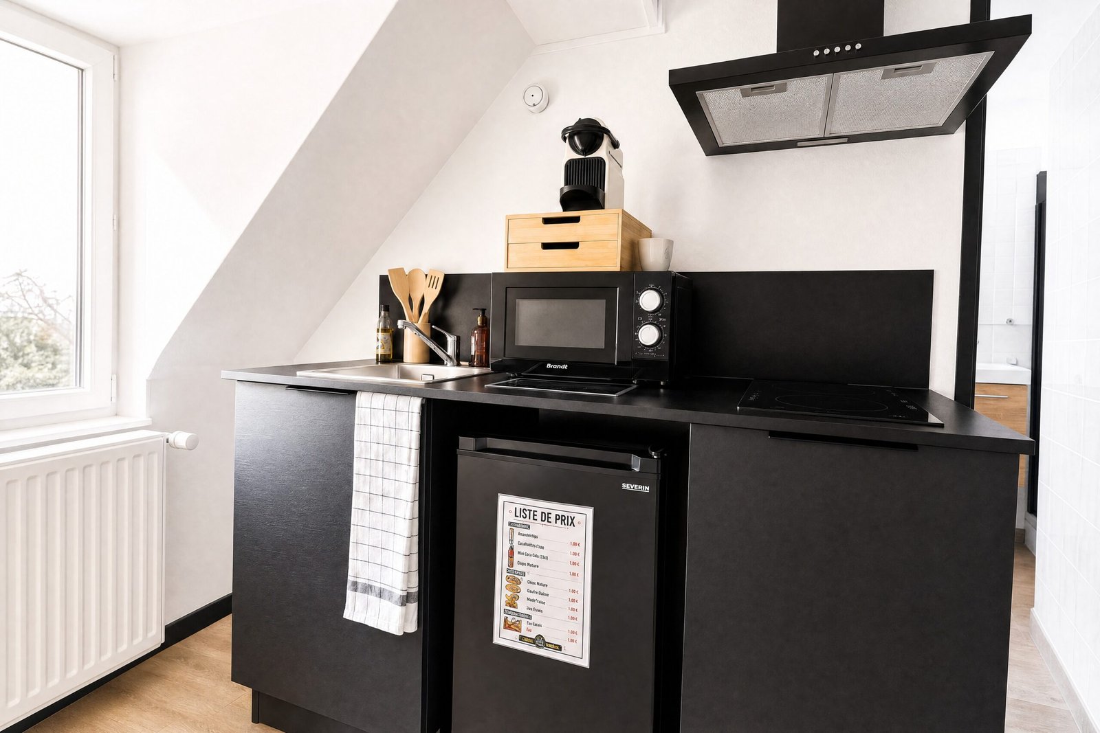 02-studio-1-personne-kitchenette